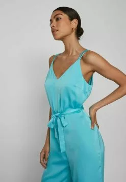 Vila TRÄGER - Jumpsuit - Capri -Hosen Elegante Boutique d1f4c5c5630445c98dd502492e5b5534