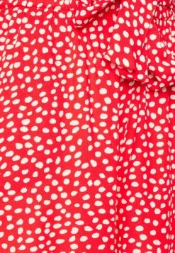 Pieces PCTALA - Shorts - High Risk Red 10 Pieces PCTALA - Shorts - High Risk Red -Hosen Elegante Boutique d2eec55bbba9434da369e7d579806c98