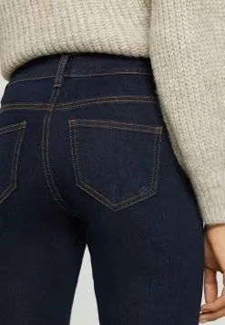 Tom Tailor ALEXA - Jeans Straight Leg - Clean Rinsed Blue Denim 10 Tom Tailor ALEXA - Jeans Straight Leg - Clean Rinsed Blue Denim -Hosen Elegante Boutique d30d02b2a64243839e750aca015c1f14