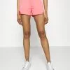 Under Armour PLAY UP TWIST SHORTS - Kurze Sporthose - Pink Shock