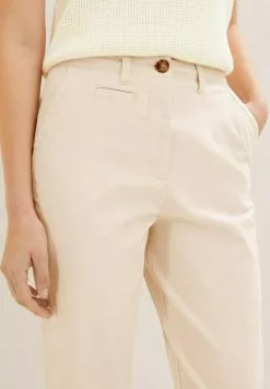 Tom Tailor LOOSE FIT - Stoffhose - Soft Buttercream 8 Tom Tailor LOOSE FIT - Stoffhose - Soft Buttercream -Hosen Elegante Boutique d752cdeda470434da03a46940afcc57a