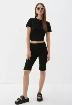 QS By S.Oliver CAPRIS - Jeans Shorts - Schwarz