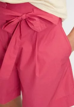 Marc O'Polo HIGH RISE PLEATS BELT - Shorts - Dahlia Pink 9 Marc O'Polo HIGH RISE PLEATS BELT - Shorts - Dahlia Pink -Hosen Elegante Boutique d77cbec4fcf546a5acf1bf6f5f597b02