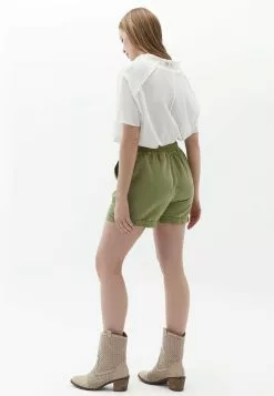 Oxxo Shorts - Antik Mosstone 8 Oxxo Shorts - Antik Mosstone -Hosen Elegante Boutique db4e10dcee364ec080b6abf575f0c676