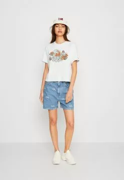 Tommy Jeans MOM - Jeans Shorts - Denim Medium -Hosen Elegante Boutique dd8f60deb86f4dc197bbd4205ec68120