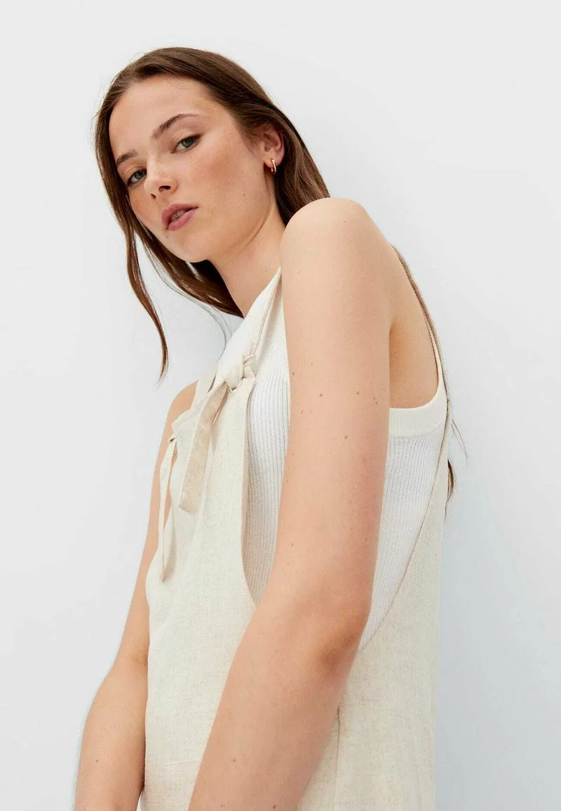 Stradivarius RUSTIKALE - Latzhose - Stone 4 Stradivarius RUSTIKALE - Latzhose - Stone - Image 4