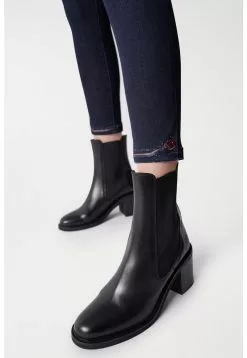 Salsa Jeans SECRET PUSH IN CROPPED - Jeans Skinny Fit - Blue -Hosen Elegante Boutique e1a3bb688d0b45ed8a8862743ba072e6