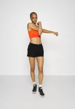 Only Play ONPAYNA SHORTS - Kurze Sporthose - Black 7 Only Play ONPAYNA SHORTS - Kurze Sporthose - Black -Hosen Elegante Boutique e65d0f1cc2cb4a89bd106bc5d234310b