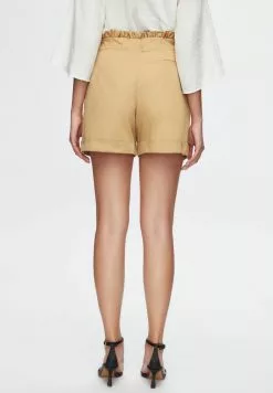 AdL FRONT FRILLED WAIST - Shorts - Beige 8 AdL FRONT FRILLED WAIST - Shorts - Beige -Hosen Elegante Boutique eb43e16246354c7dacf84e05110cdac7