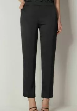 Falconeri ZIGARETTEN AUS - Stoffhose - Black -Hosen Elegante Boutique eb7f89277be849828f70d6fff234669f 1