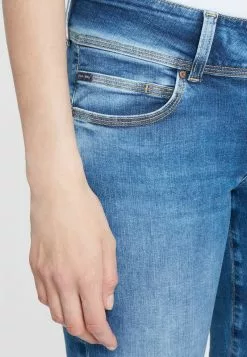 Cross Jeans LOIE - Jeans Straight Leg - Mid-blue 9 Cross Jeans LOIE - Jeans Straight Leg - Mid-blue -Hosen Elegante Boutique efe76d2540b54d1db147346cb27fc8d7