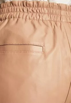 Pinko TOAST PANTALONE ULTRALIGHT - Lederhose - Rosa Almandino -Hosen Elegante Boutique f30a8a6fd2a44f568774fd6801aabc52