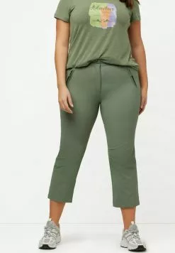 Ulla Popken FUNCTIONAL STRETCH CROP - Stoffhose - Menthe Verte 11 Ulla Popken FUNCTIONAL STRETCH CROP - Stoffhose - Menthe Verte -Hosen Elegante Boutique f6f44f8d6cbe446ba887078eda75abf3 1