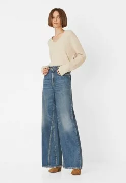 Manila Grace DONNA - Flared Jeans - Medium Blue 7 Manila Grace DONNA - Flared Jeans - Medium Blue -Hosen Elegante Boutique fbfc7967150e44378d56d1c4b604ff6b