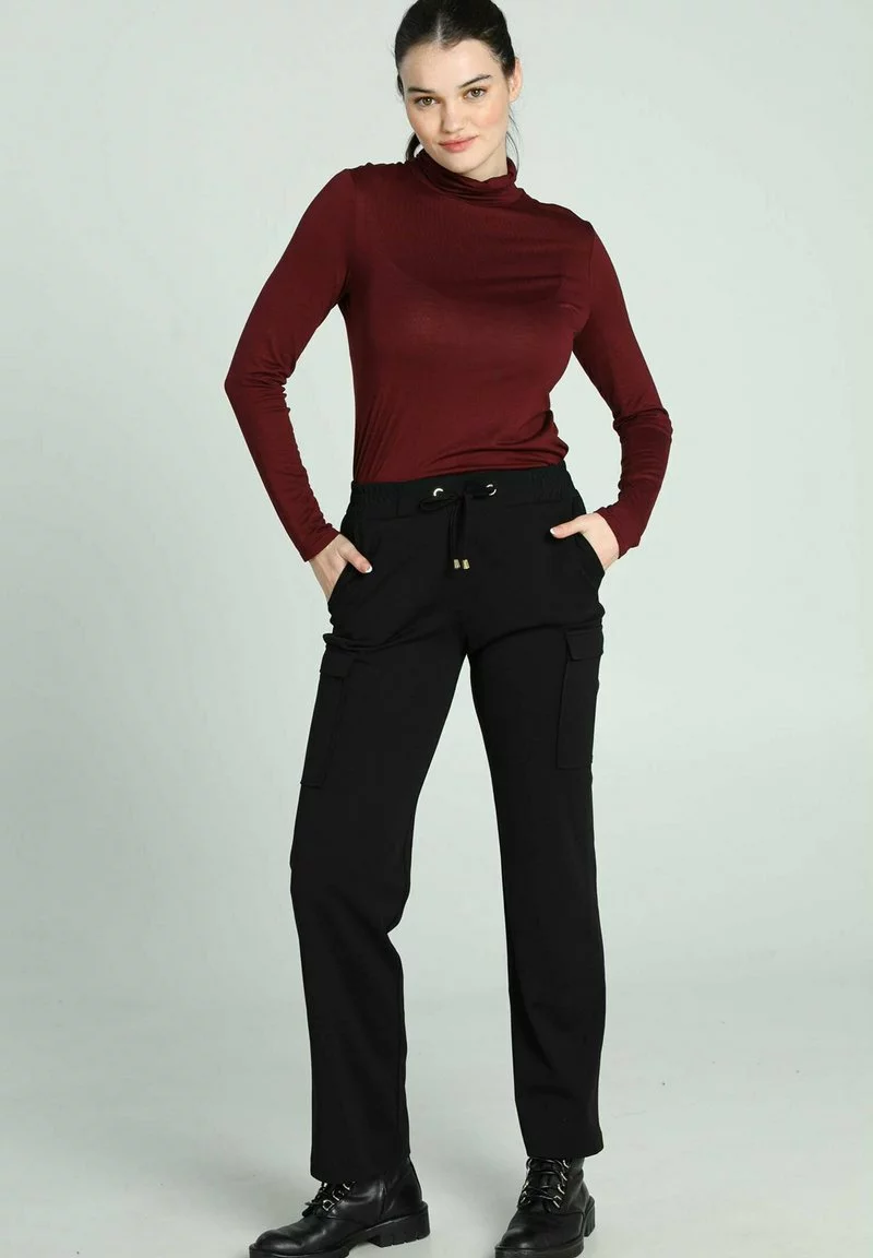 Cassis Jogginghose - Black 5 Cassis Jogginghose - Black - Image 5