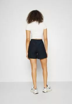 Vero Moda Tall VMULRIKKE BRODERIEANGLAIS - Shorts - Navy Blazer -Hosen Elegante Boutique fd6473d0b0bb4da2b78aac711cfc623e